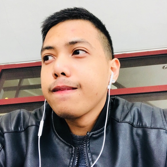 Meet your Posher, Jan - Picture 2 of 8